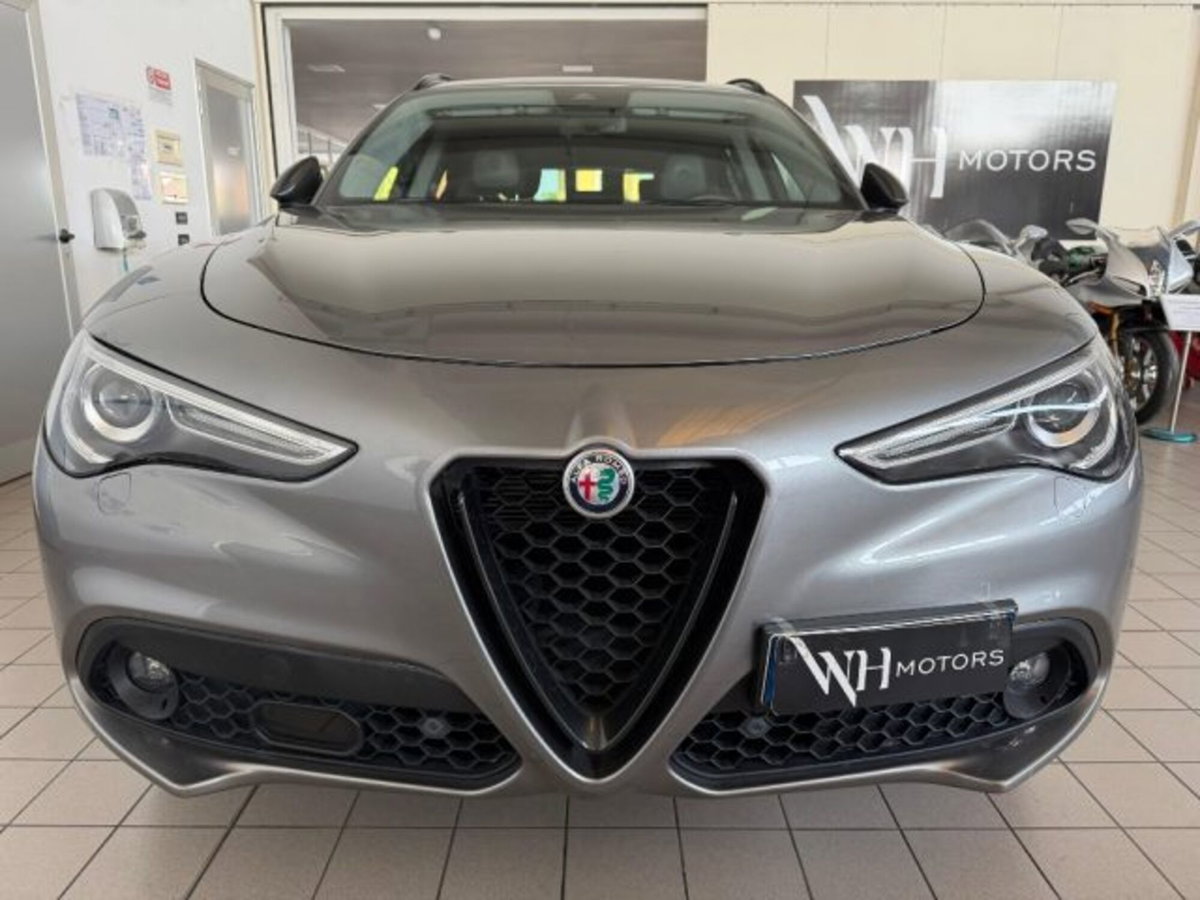 Alfa Romeo Stelvio Stelvio 2.2 Turbodiesel 210 CV AT8 Q4 6C Villa D'este (2)